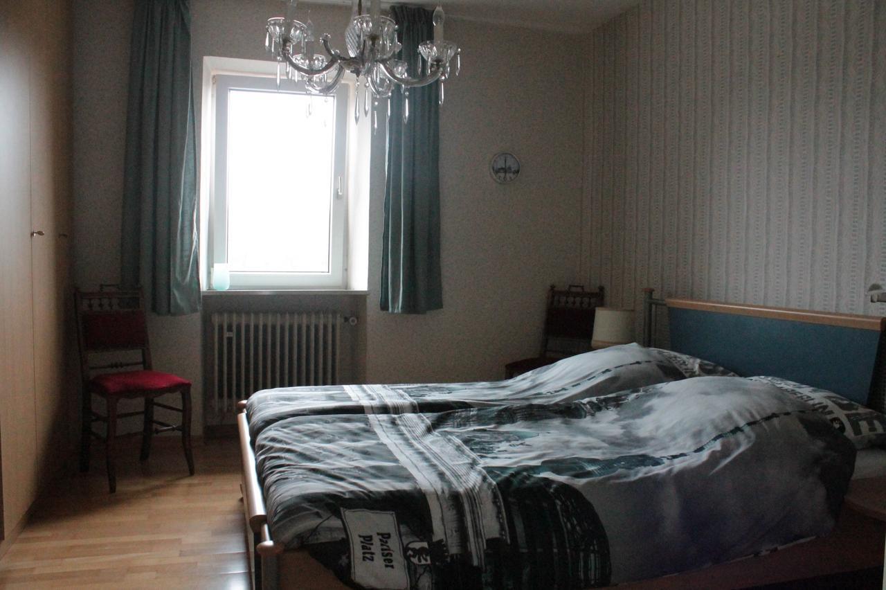 Pension Rodenburg Bed & Breakfast Duppach Bagian luar foto