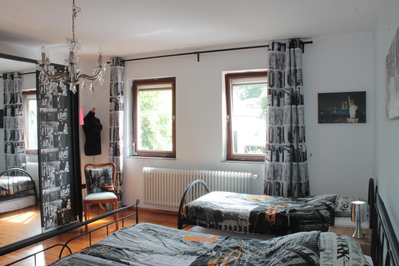 Pension Rodenburg Bed & Breakfast Duppach Bagian luar foto